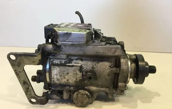 Opel Astra G Fuel injection high pressure pump 0470504003 90501099