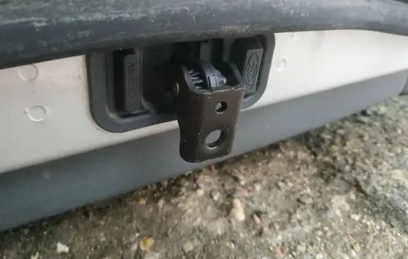 Ford Focus C-MAX Rear door check strap stopper