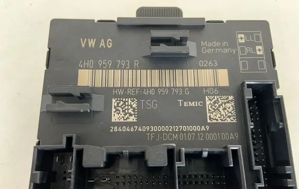Audi A8 S8 D4 4H Door control unit/module 4H0959793R 4H0959793G