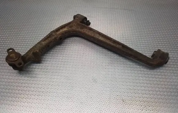 Volkswagen Transporter - Caravelle T4 Front control arm 7D0407151C