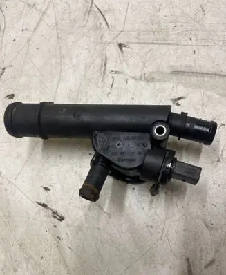 Audi A6 S6 C5 4B Engine coolant pipe/hose 038121132