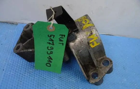 Fiat Doblo Engine mount bracket 51799110