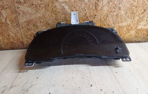 Toyota Avensis Verso Speedometer (instrument cluster) 2574204160 8380044450