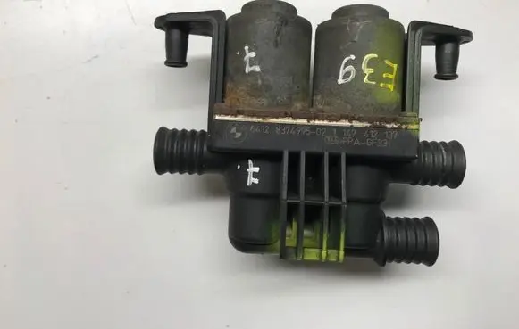 BMW 5 E39 Coolant heater control valve 8374995 020711N 64128374995