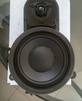 Volvo XC90 Front door high frequency speaker 30752352