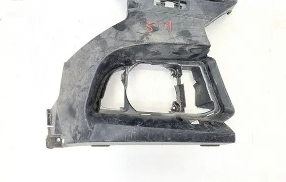 BMW 5 F10 F11 Front bumper mounting bracket 8059000