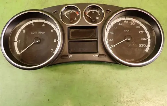 Peugeot 308 Speedometer (instrument cluster) 9665107380