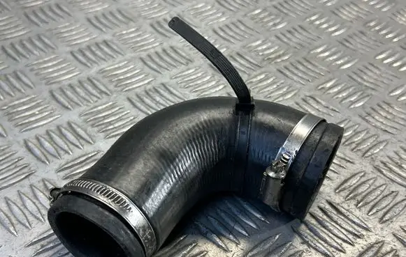 Ford Mondeo Mk III Intercooler hose/pipe 1C1Q9351AD