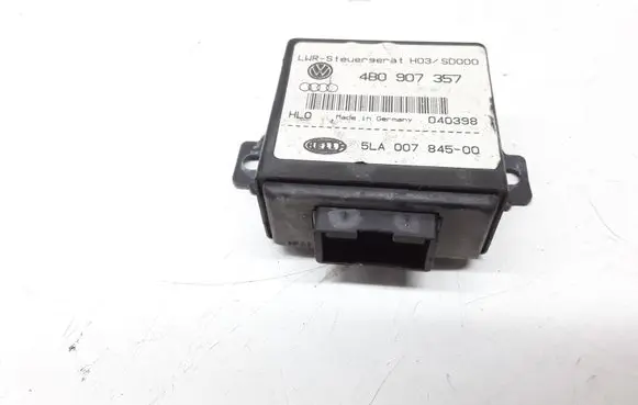 Audi A8 S8 D2 4D Light module LCM 4B0907357