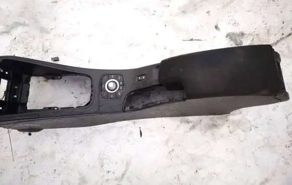 Renault Megane III Armrest 96910019r