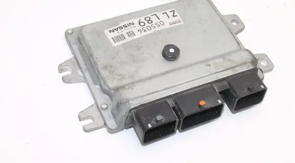 Nissan Note (E11) Engine control unit/module NEC000818