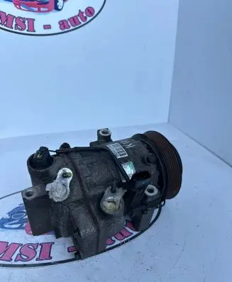 KIA Sportage Air conditioning (A/C) compressor (pump) F500NE9DB07