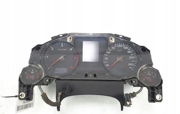 Audi A8 S8 D3 4E Speedometer (instrument cluster) 4E0920900F EUROPA