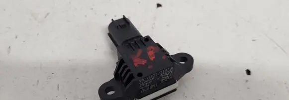 Land Rover Evoque I Airbag deployment crash/impact sensor CK5214C676AA 06172014 0FF0F17A