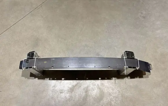 Volvo XC60 Front bumper cross member 32277365