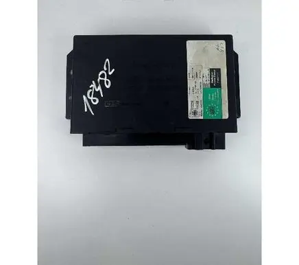 Audi A6 S6 C5 4B Comfort/convenience module 93059193