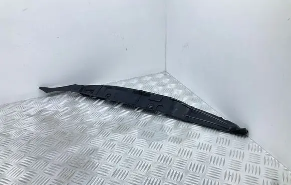 Audi Q3 8U Fender foam support/seal 8U0821111A
