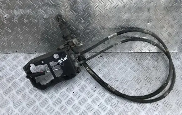 Subaru Legacy Gear shift cable linkage