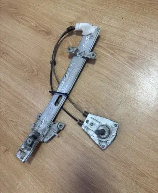 Mazda 626 Rear door manual window regulator 
