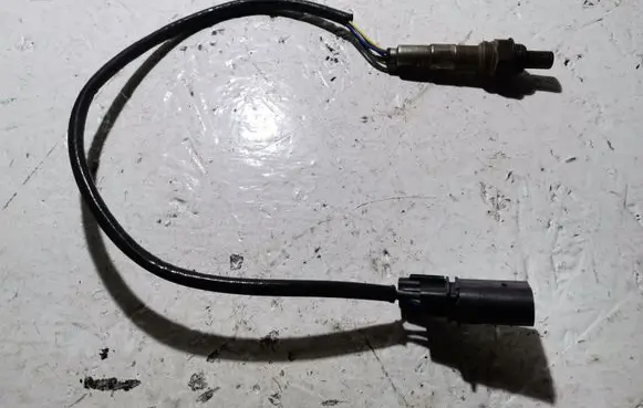 Audi A4 S4 B7 8E 8H Lambda probe sensor 06E906265F