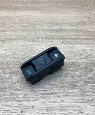 BMW X5 E53 Sunroof switch 8352182