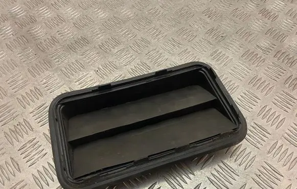 Lexus RX 450H Quarter panel pressure vent 6294012170