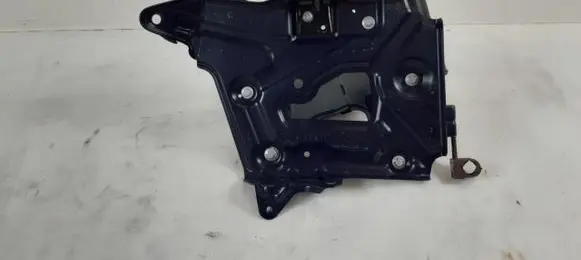 Honda CR-V Battery bracket ACM100