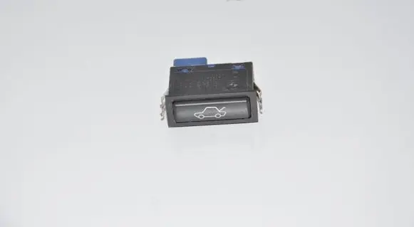 BMW X5 E53 Tailgate opening switch 8365579