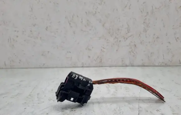 Audi A3 S3 8P Front door wiring loom 8E0971981A