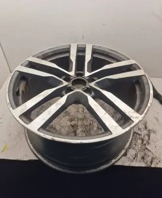 Audi TT TTS RS Mk3 8S R19 alloy rim 8S0601025F