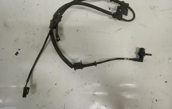 KIA Soul ABS brake wheel speed sensor 95670-2K000