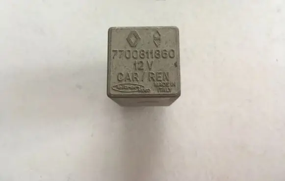 Renault Laguna I Other relay 7700811860