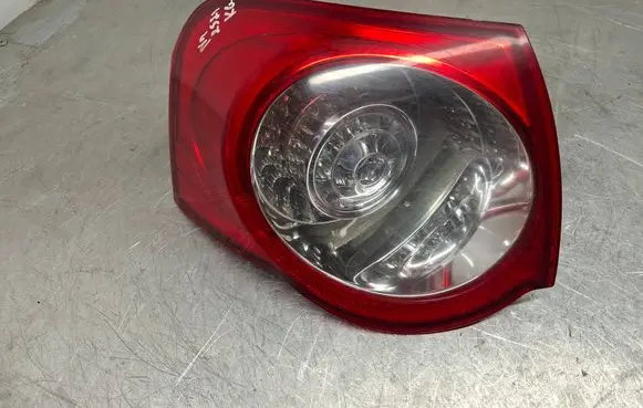 Volkswagen PASSAT B6 Rear/tail lights 3C9945095N