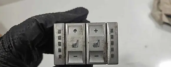 Ford Mondeo MK IV Seat heating switch 6M2T19K314AB 080227