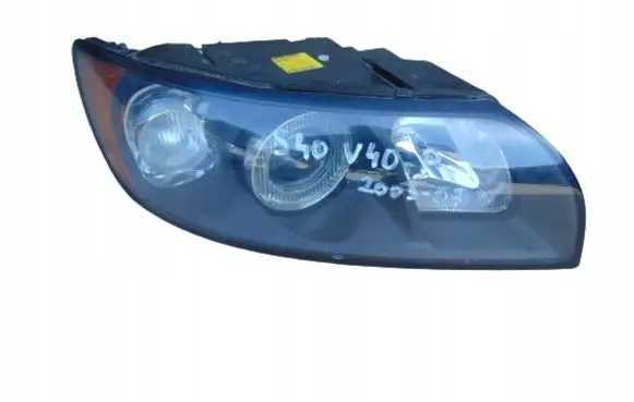 Volvo V50 Headlight/headlamp 30678899