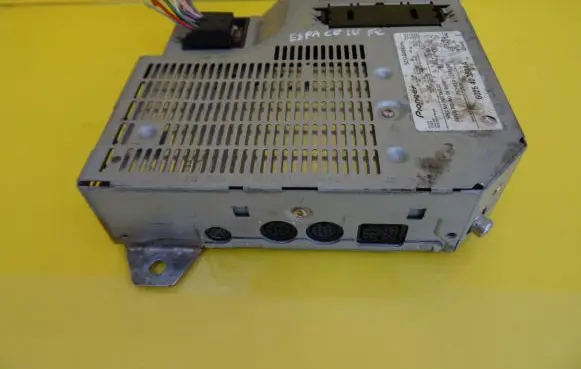 Renault Espace III Sound amplifier 6025403834A