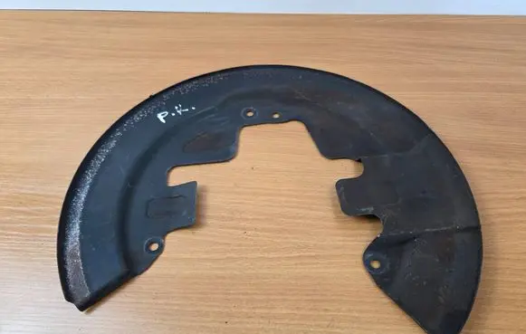 Volvo XC60 Front brake disc dust cover plate 