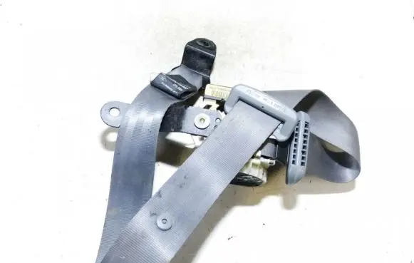 Renault Laguna I Front seatbelt 422309c