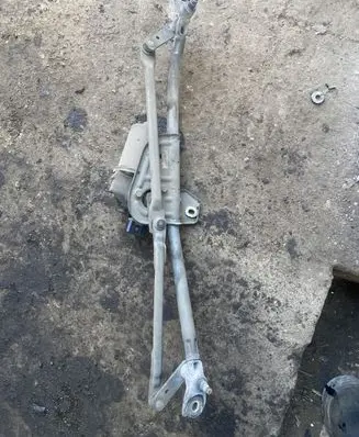 Audi A6 S6 C5 4B Front wiper linkage and motor