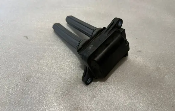 Dodge RAM 1500 DS High voltage ignition coil 68238603AA 68238603