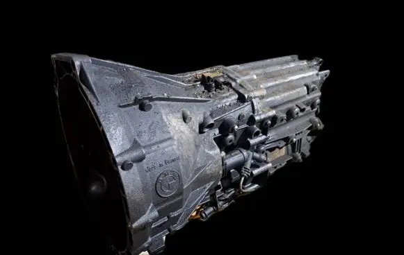 BMW 1 E82 E88 Manual 6 speed gearbox 1067401154