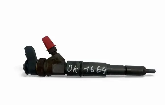BMW 5 E60 E61 Fuel injector 7793836