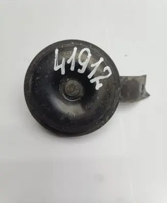 Infiniti Q50 Horn signal