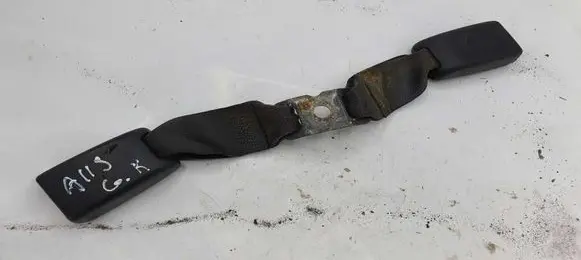 Lexus IS 220D-250-350 Middle seatbelt buckle (rear) NOCODE