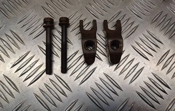 KIA Ceed Fuel Injector clamp holder 