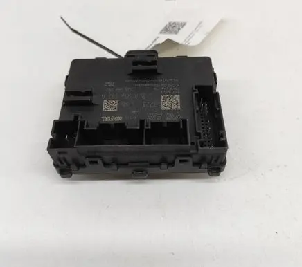 Skoda Octavia Mk4 Door control unit/module 3WA959592A 3WA959592