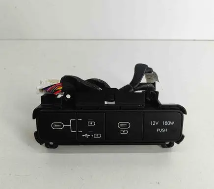 Hyundai Tucson IV NX4 USB socket connector 961A0N7400 84619N7BA0