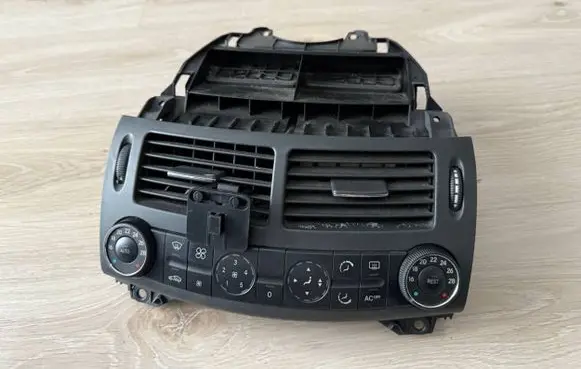 Mercedes-Benz E W211 Climate control unit A2118300190 2118300190 2118301854
