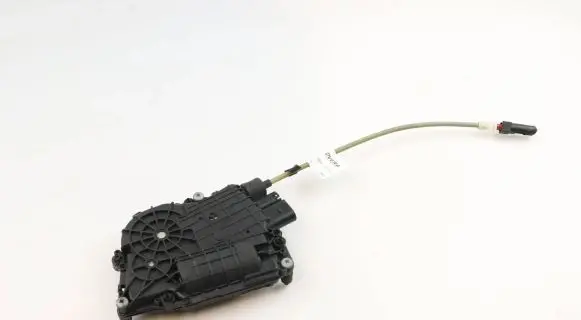 BMW 6 F12 F13 Front door lock 