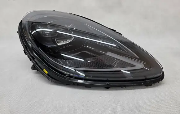Porsche Macan (95B) Headlight/headlamp 95B941016J